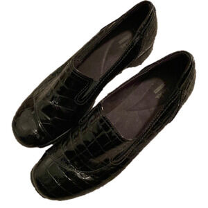 CLARKS Bendables Women's croc embossed Leather Loafers